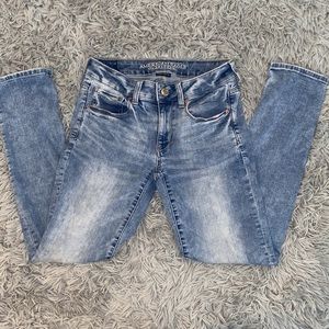American Eagle Light Wash Jeans